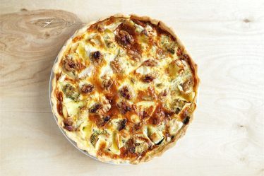 tarte chèvre, miel d'acacia et figues de Solliès