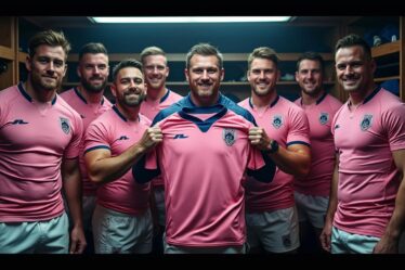 plongez dans l'histoire du stade français et découvrez les coulisses du lancement de son emblématique premier maillot rose. explorez l'impact de ce choix audacieux sur l'identité du club et son engagement envers des causes importantes.