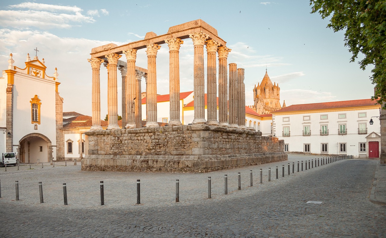 évora